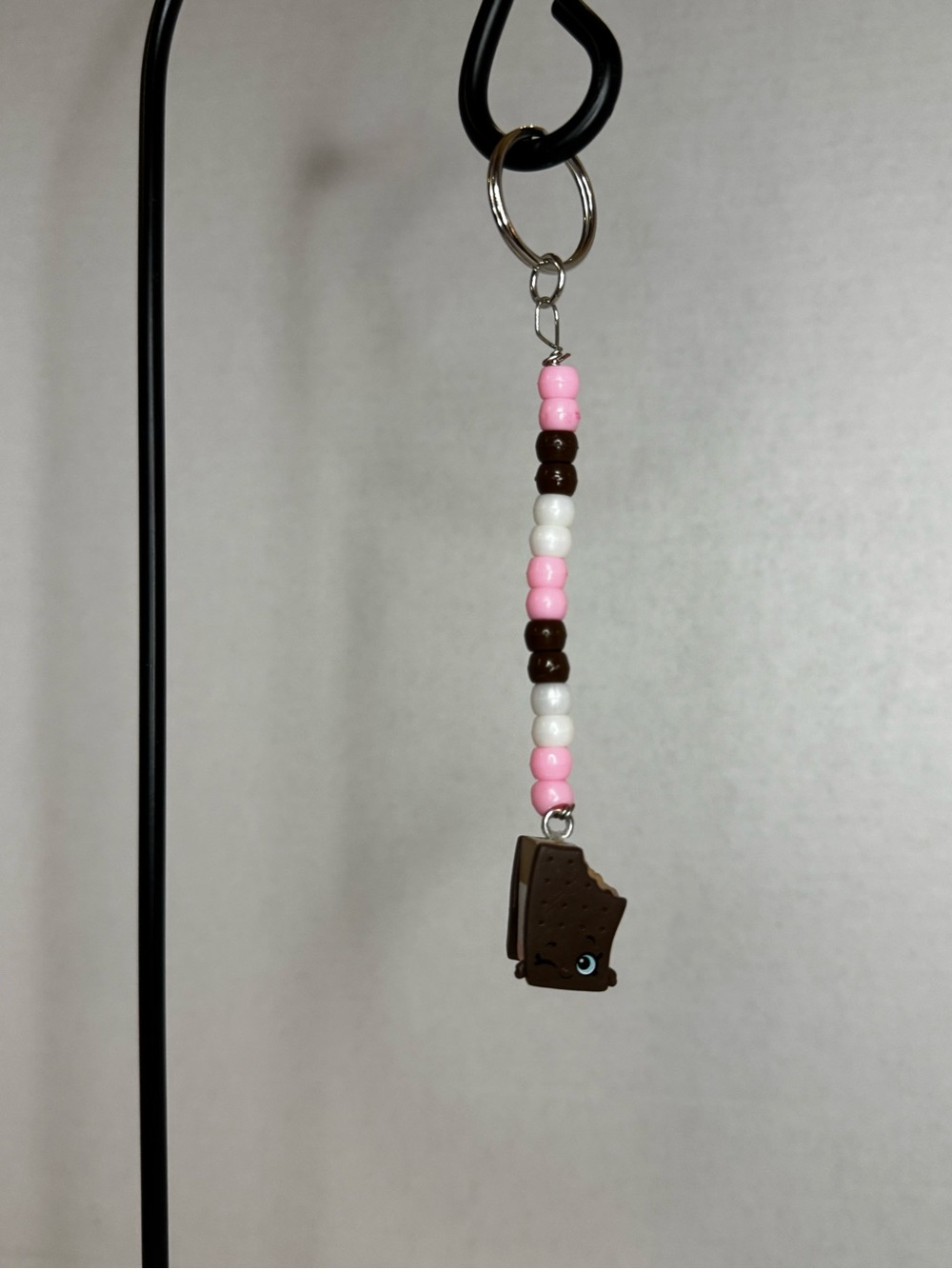 Shopkins Ice Cream Sandwich Beaded Key & Card Holder - Pink, Brown, White
